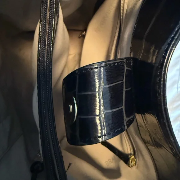 Brahmin Glossy Black Croc Shoulder Bag/Purse, 2 straps, inner pockets - Picture 7 of 14